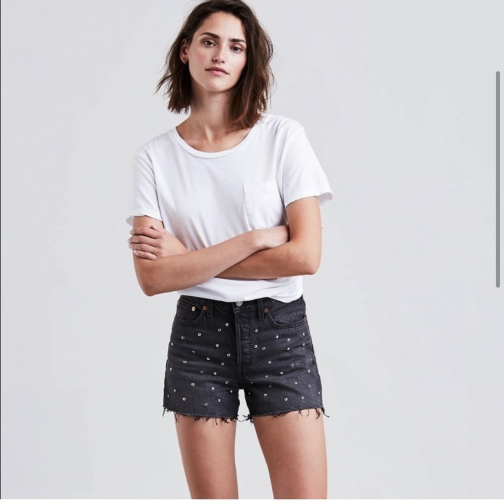 Levi’s Wedgie Distressed Bling Bling Studded Denim Cutoff Shorts Size 27